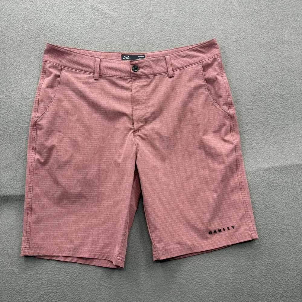 Oakley Shorts Mens 34 Pink HydroLix Chino Microfiber Stretch 10 Inseam Casual